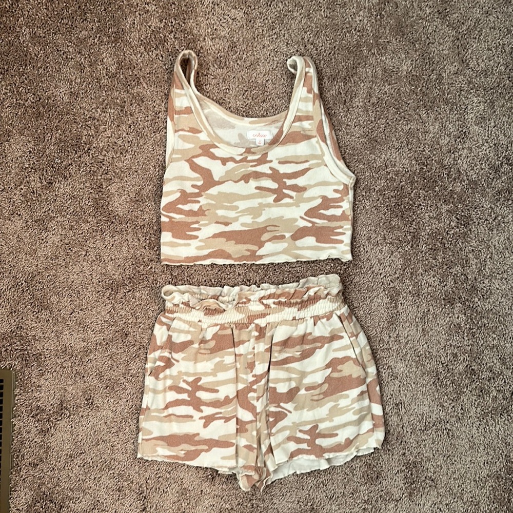 Colsie Lounge Set